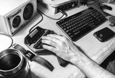 闲置 QQ 吃灰中？高价回收，让数字重获新生！